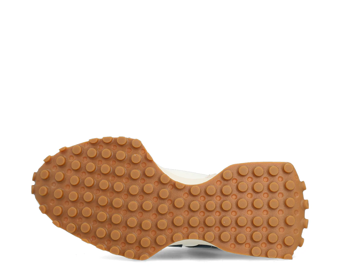 New Balance 327 - Image 4