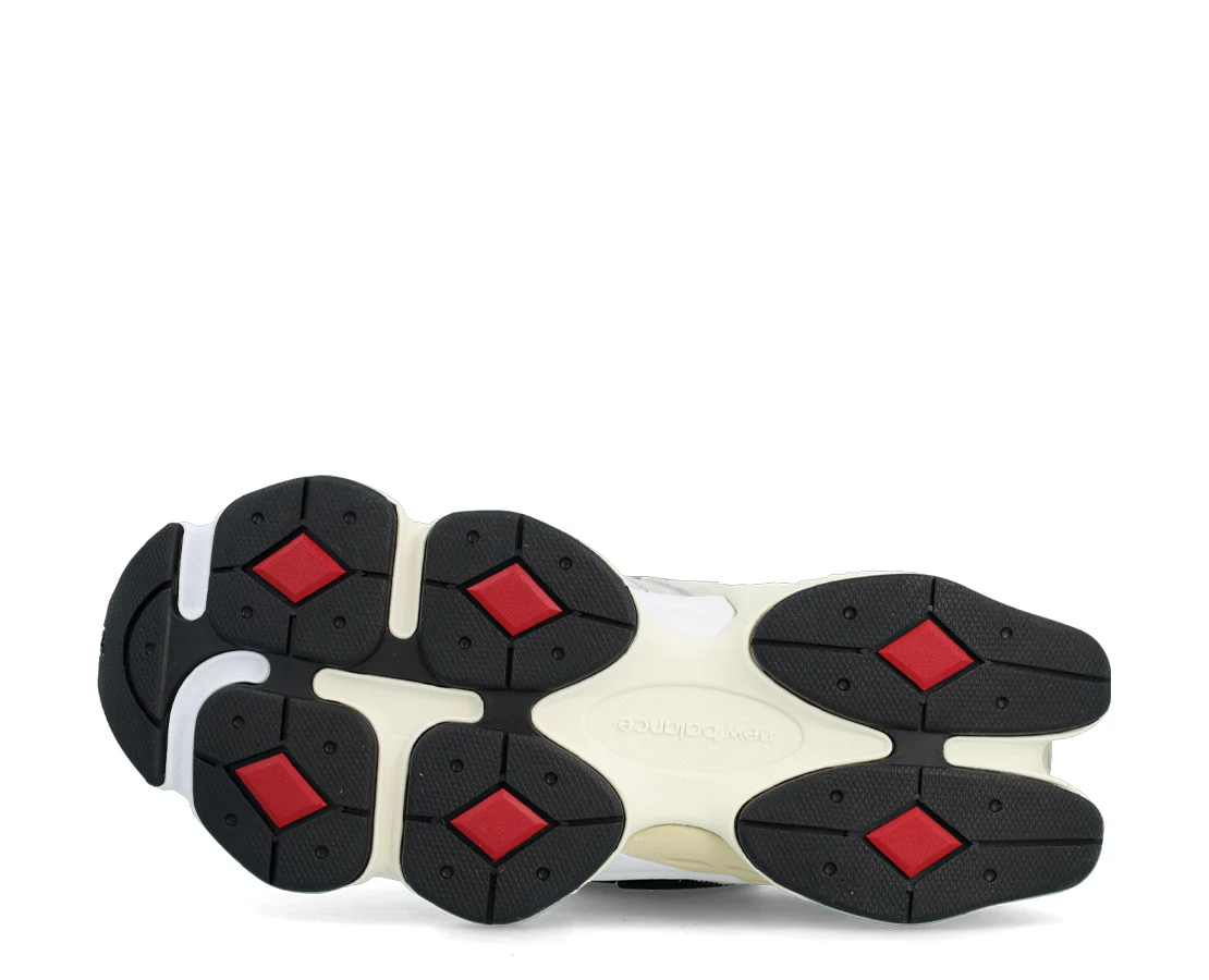 New Balance 9060 Rain Cloud Grey - Image 4