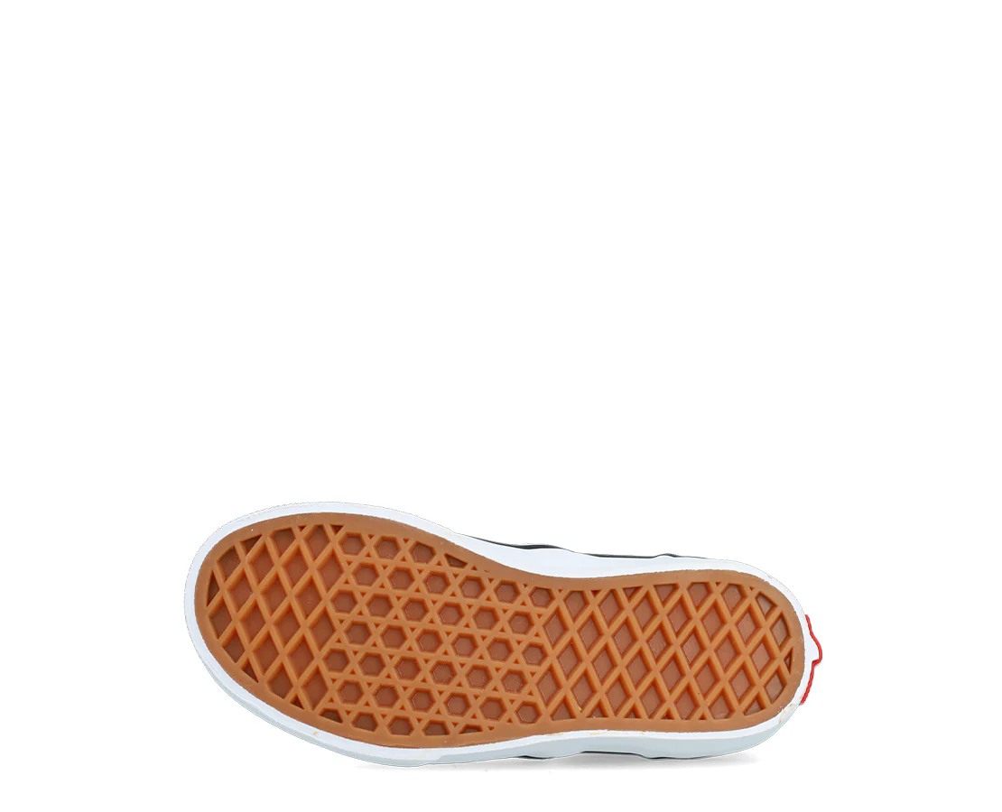 Vans UY Classic Slip-On - Image 4